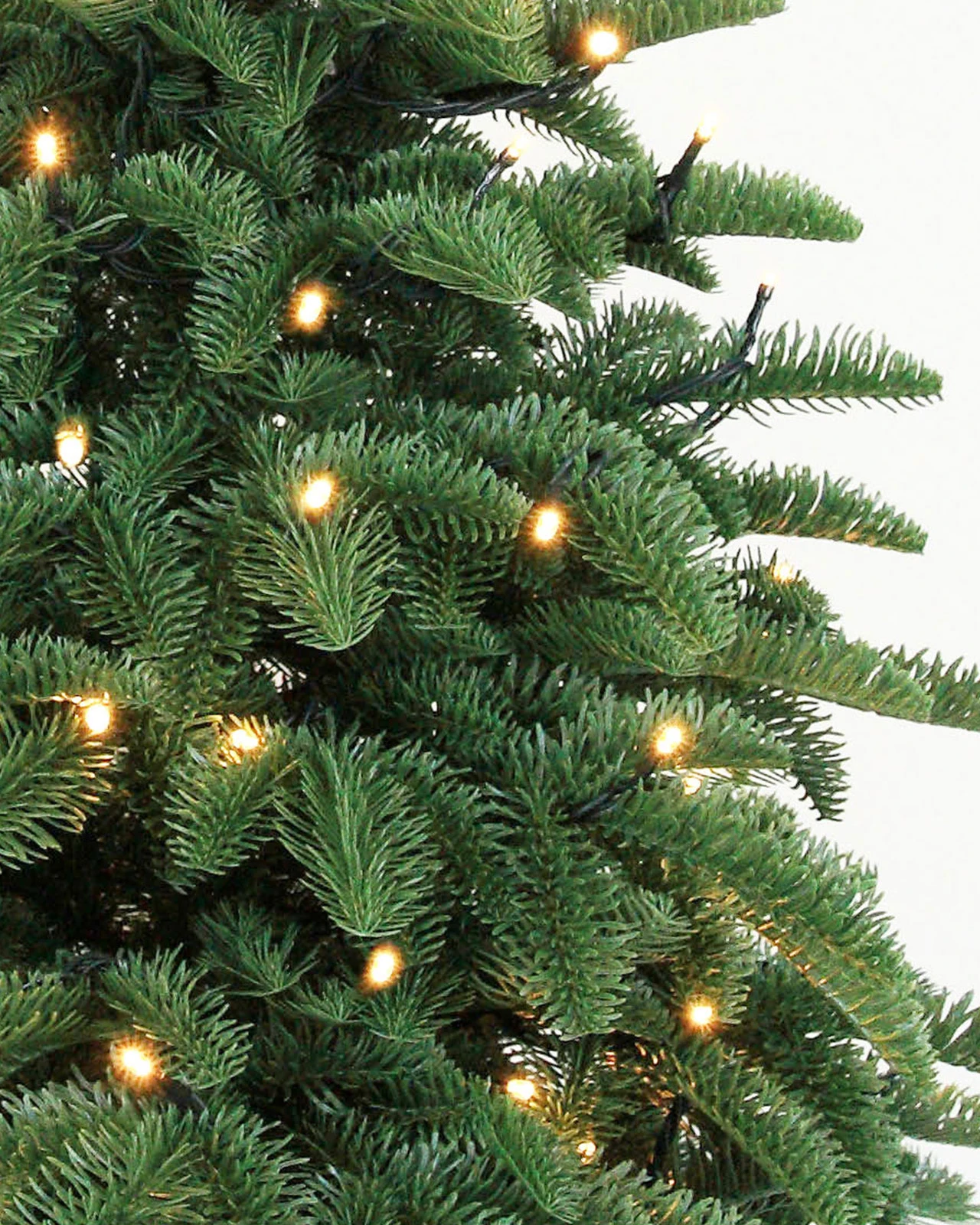 Pre-Lit Green Spruce Tree w/Pot