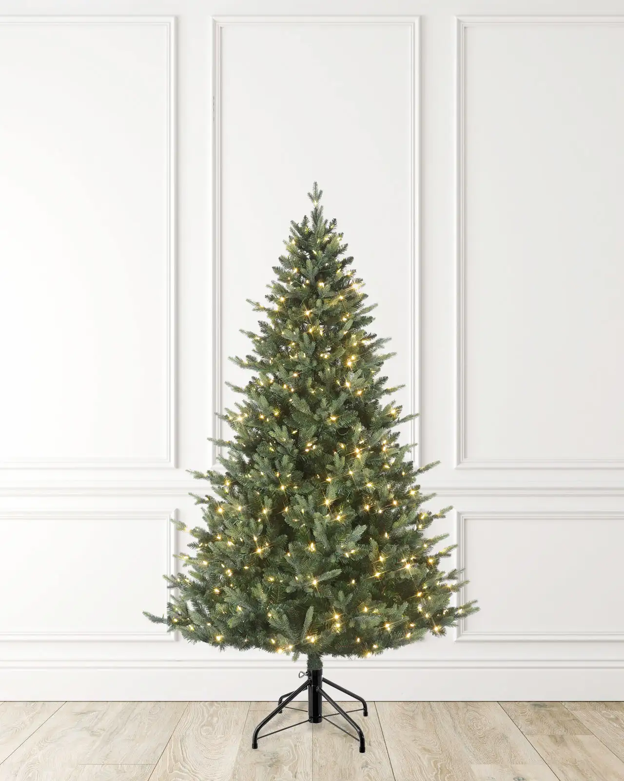 Pre-Lit Green Fir Tree