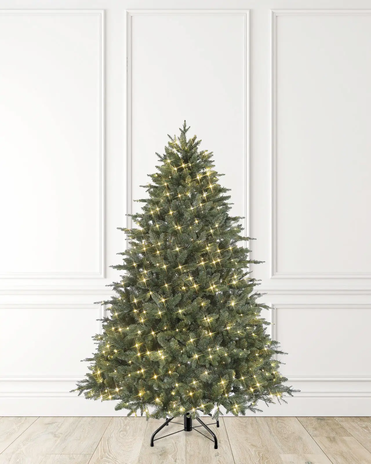 Pre-Lit Green Fir Tree