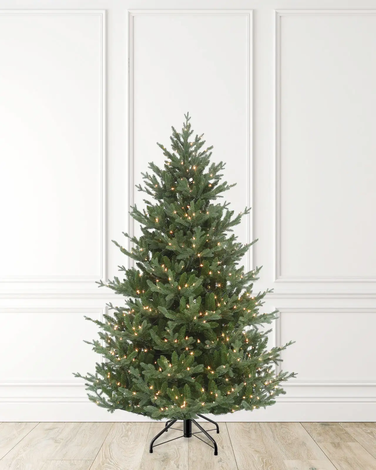 Pre-Lit Green Fir Tree