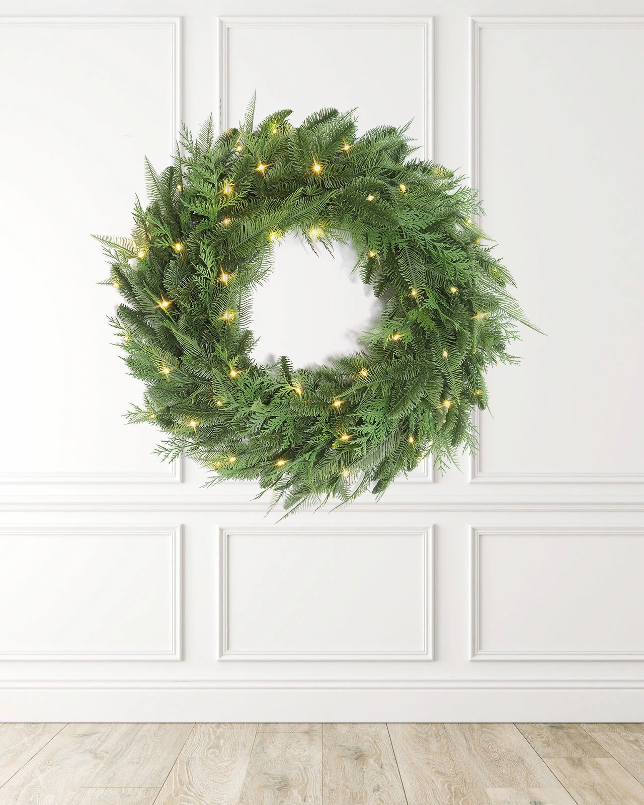 Pre-Lit Green Wreath
