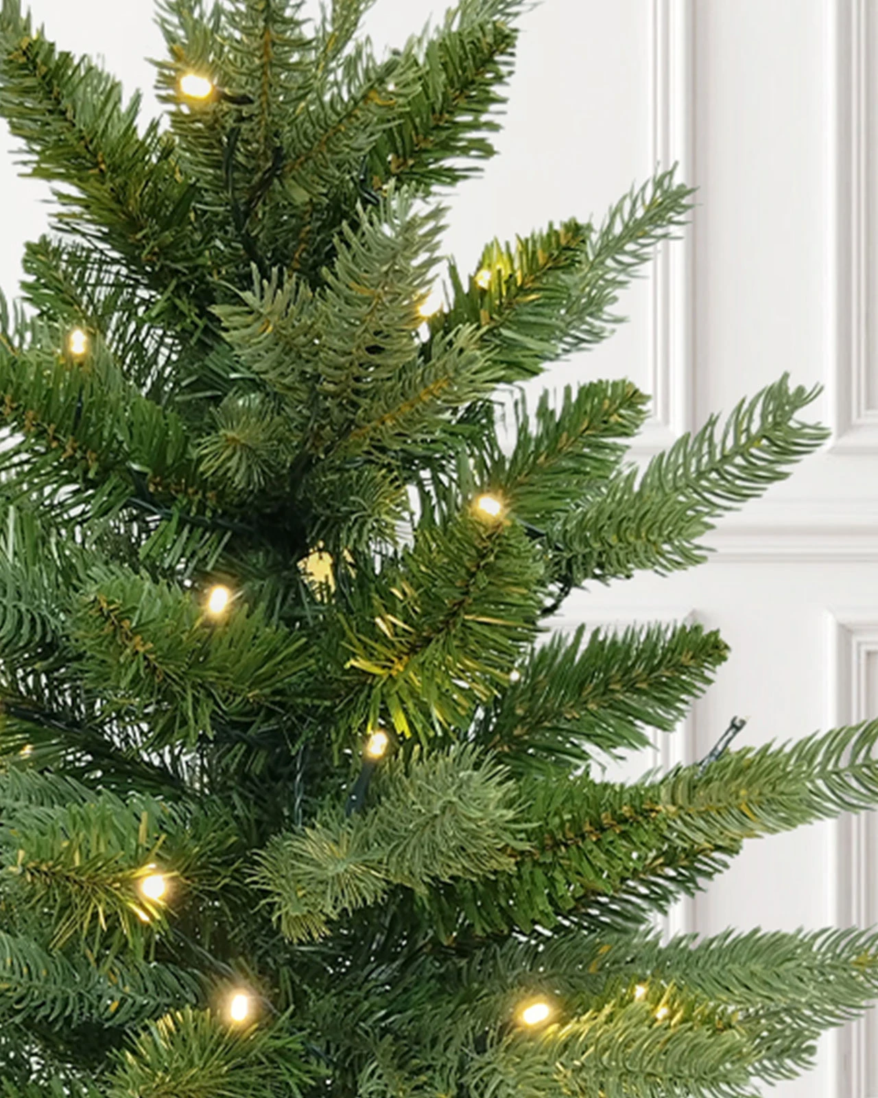 Pre-Lit Green Table Top Burlap Tree