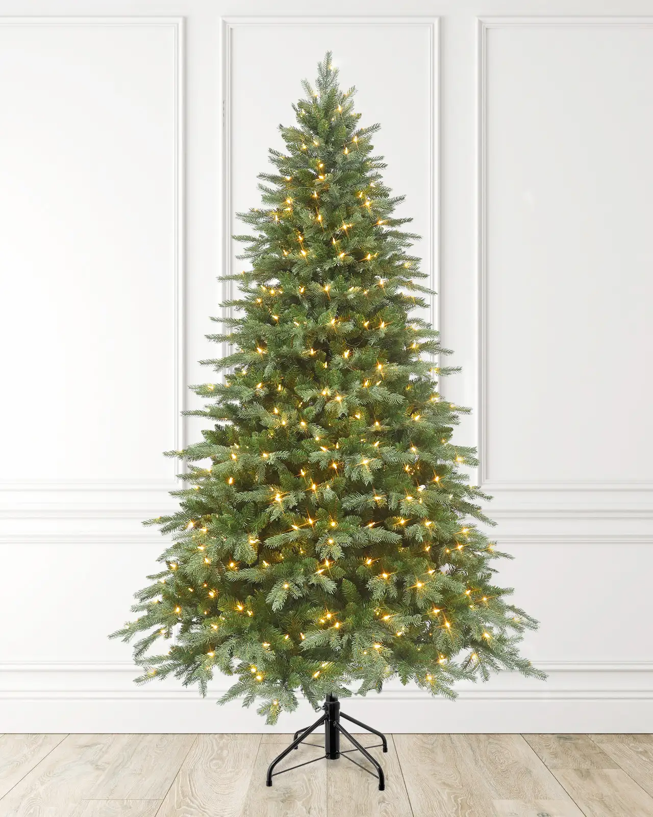 Pre-Lit Green Spruce Tree