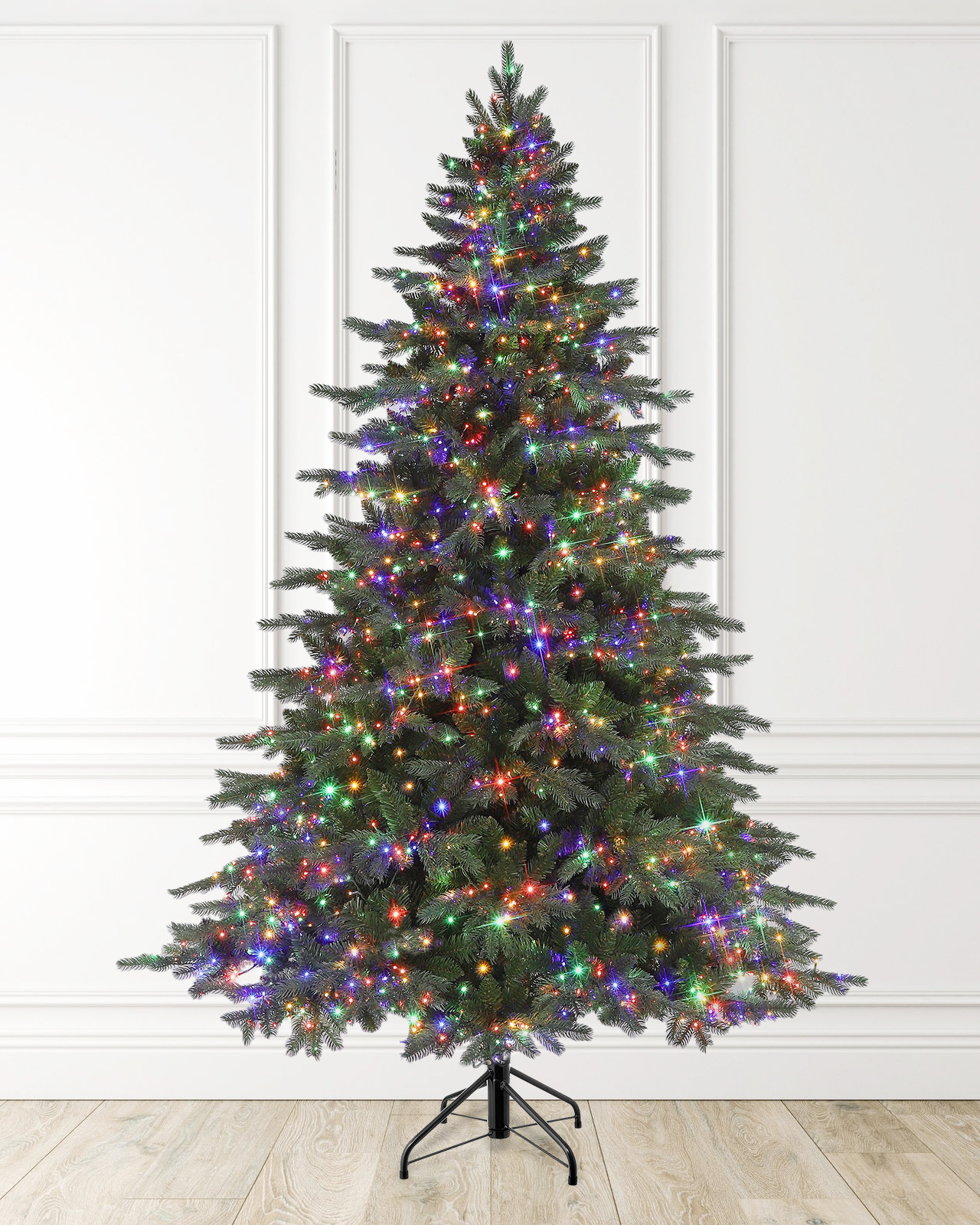 Pre-Lit Green Spruce Tree w/ Power Pole