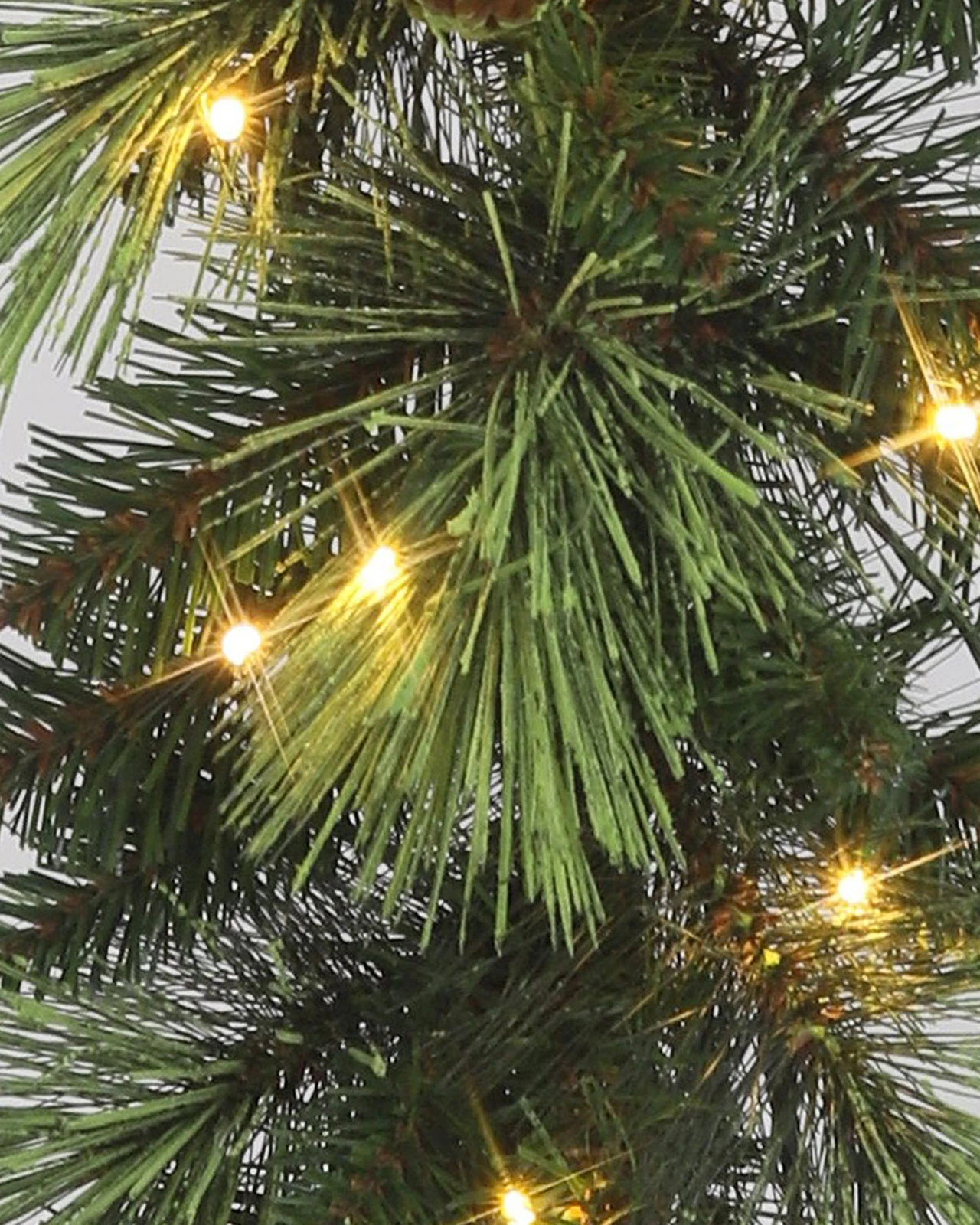 Pre-Lit Green Pine Garland w/ Pinecones