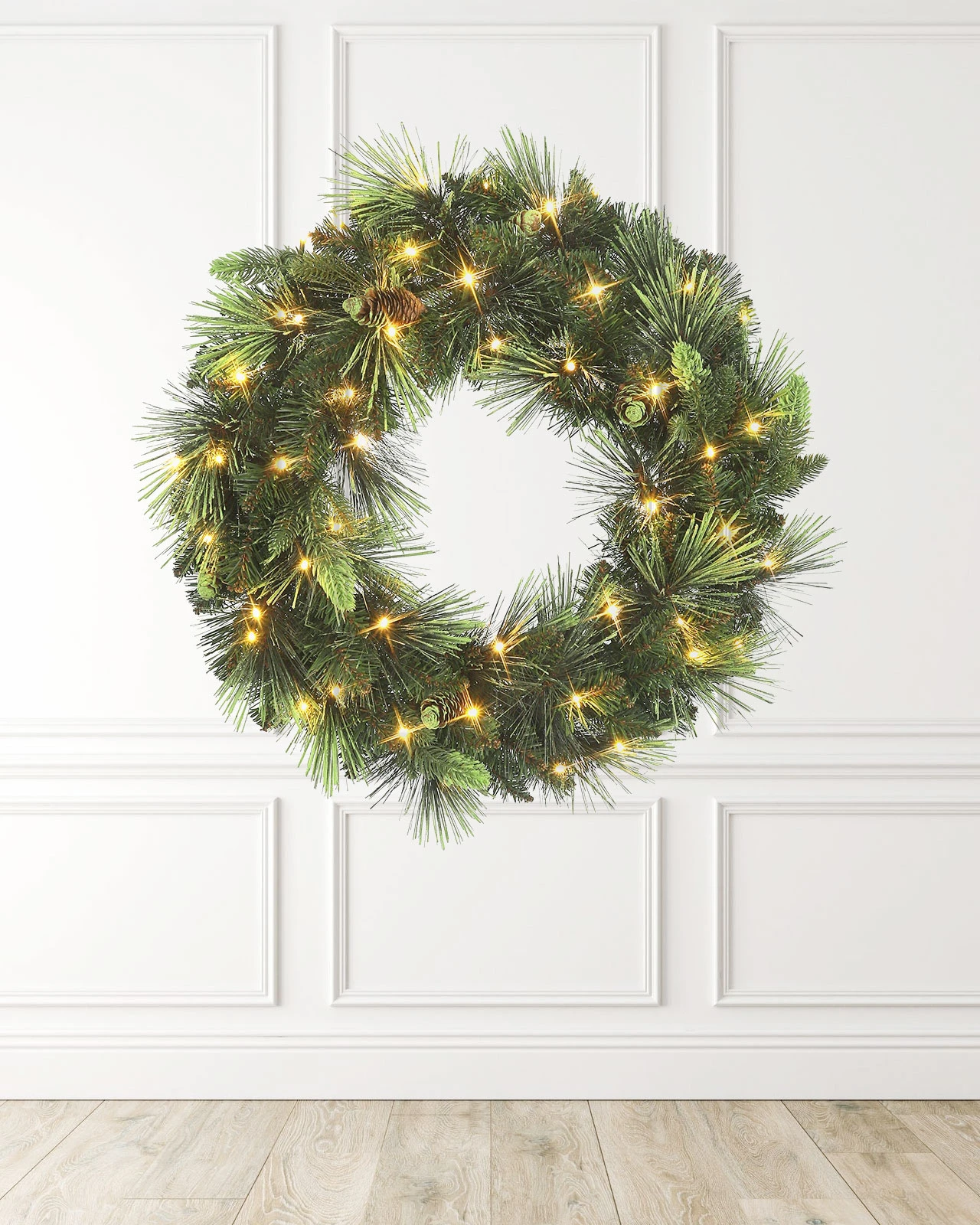 Pre-Lit Green Pine Wreath w/ Pinecones